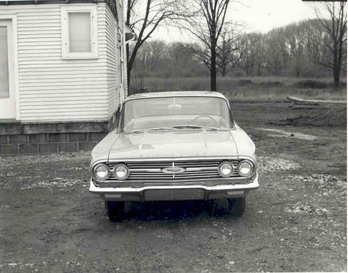 photo - 1960 Chevrolet Outdoor photo Biscayne 4dr Sedan 1.jpg